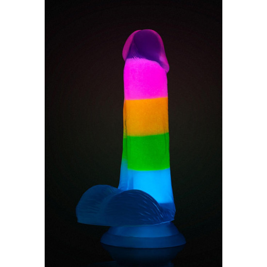 Яркий люминесцентный фаллоимитатор Rainbow Rave - 16,5 см.