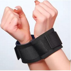 Чёрные наручники из неопрена
